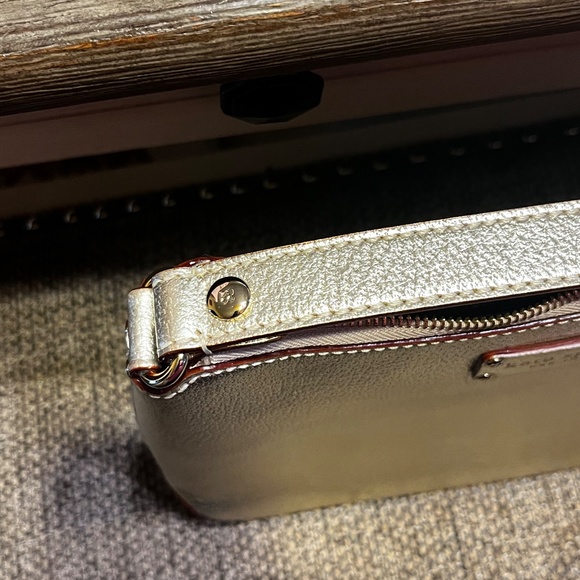 Authentic Kate Spade Gold Shimmery  Leather Cute Shoulder Bag. NWOT - Picture 6 of 14